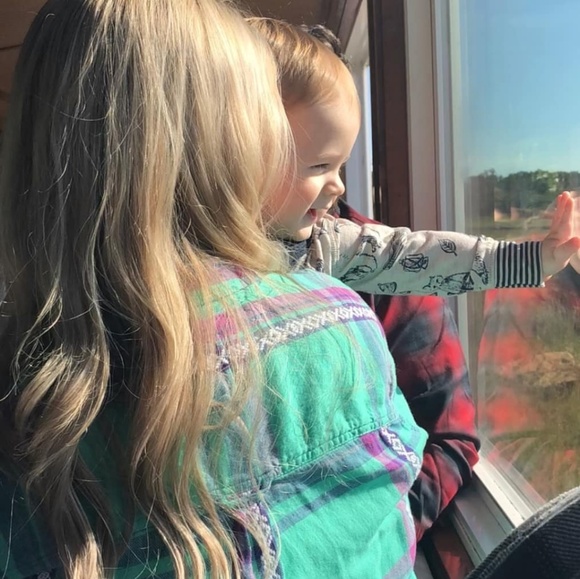 Meet your Posher, Melissa - Picture 4 of 4